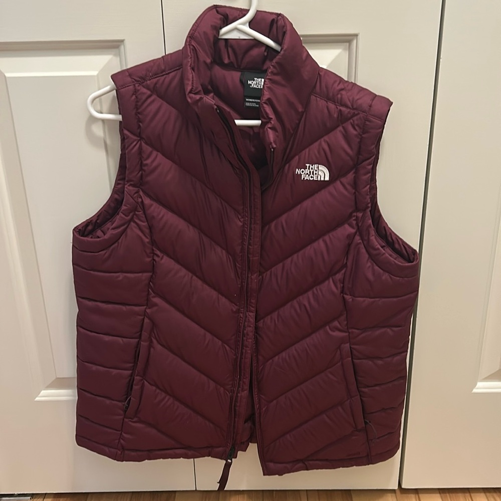 North face vest size large